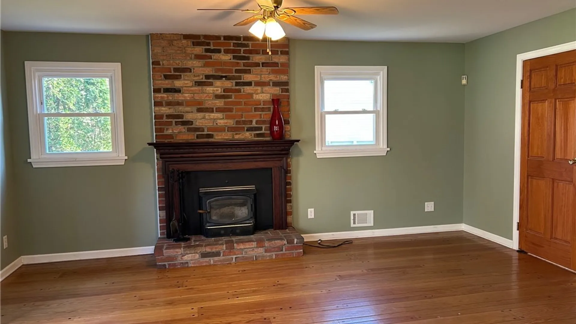 Property at 581 Bending Bough Drive, Webster, NY 14580 15