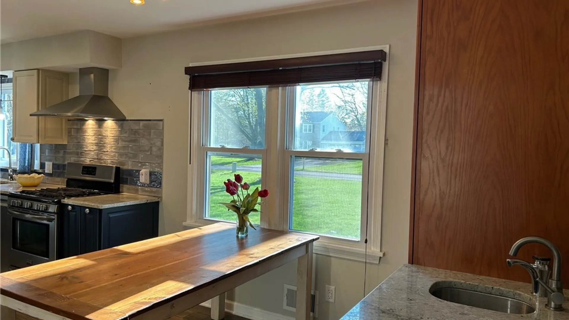 Property at 581 Bending Bough Drive, Webster, NY 14580 9