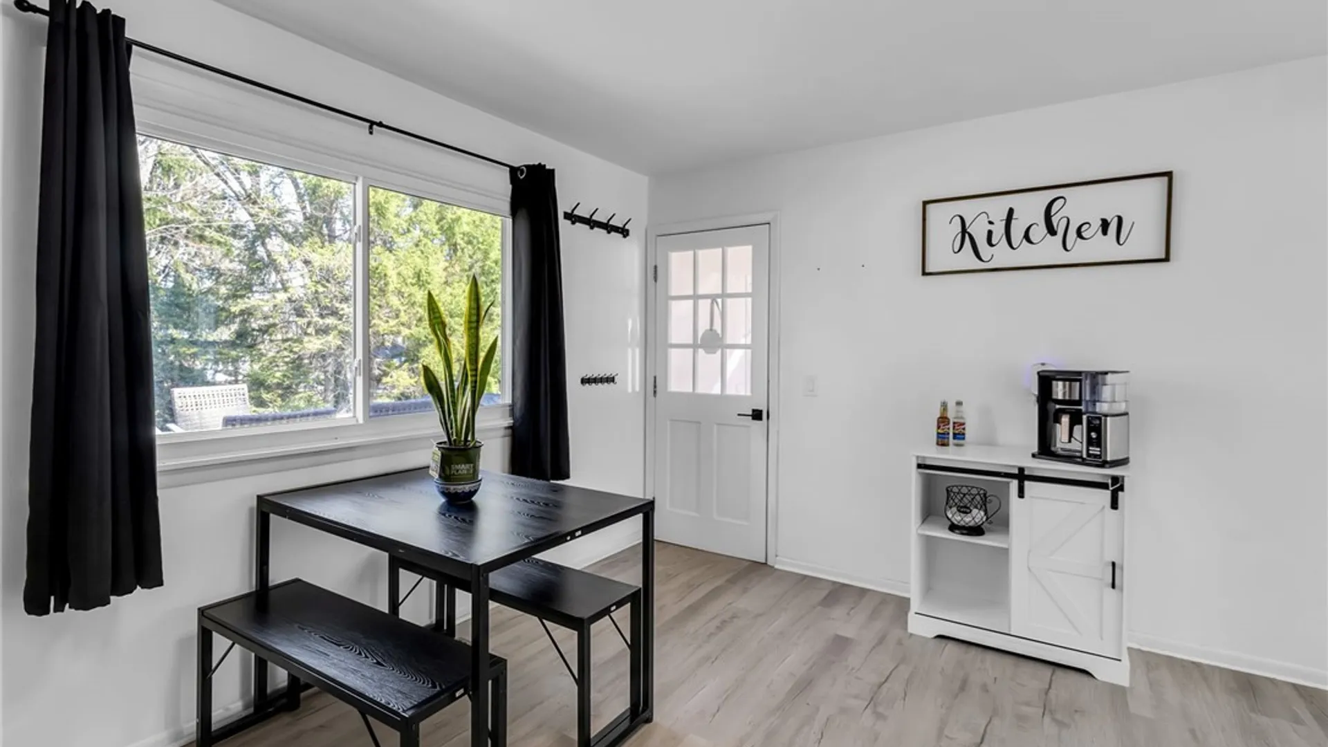 Property at 491 Pleasant Ave, Hamburg, NY 14075 10