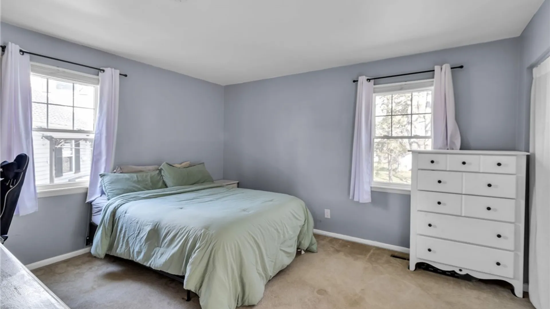 Property at 491 Pleasant Ave, Hamburg, NY 14075 20