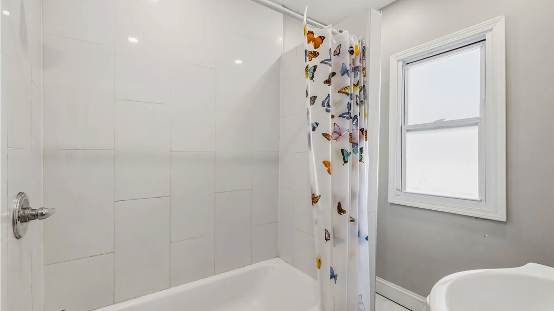 Property at 3938 Bailey Avenue, Amherst, NY 14226 25