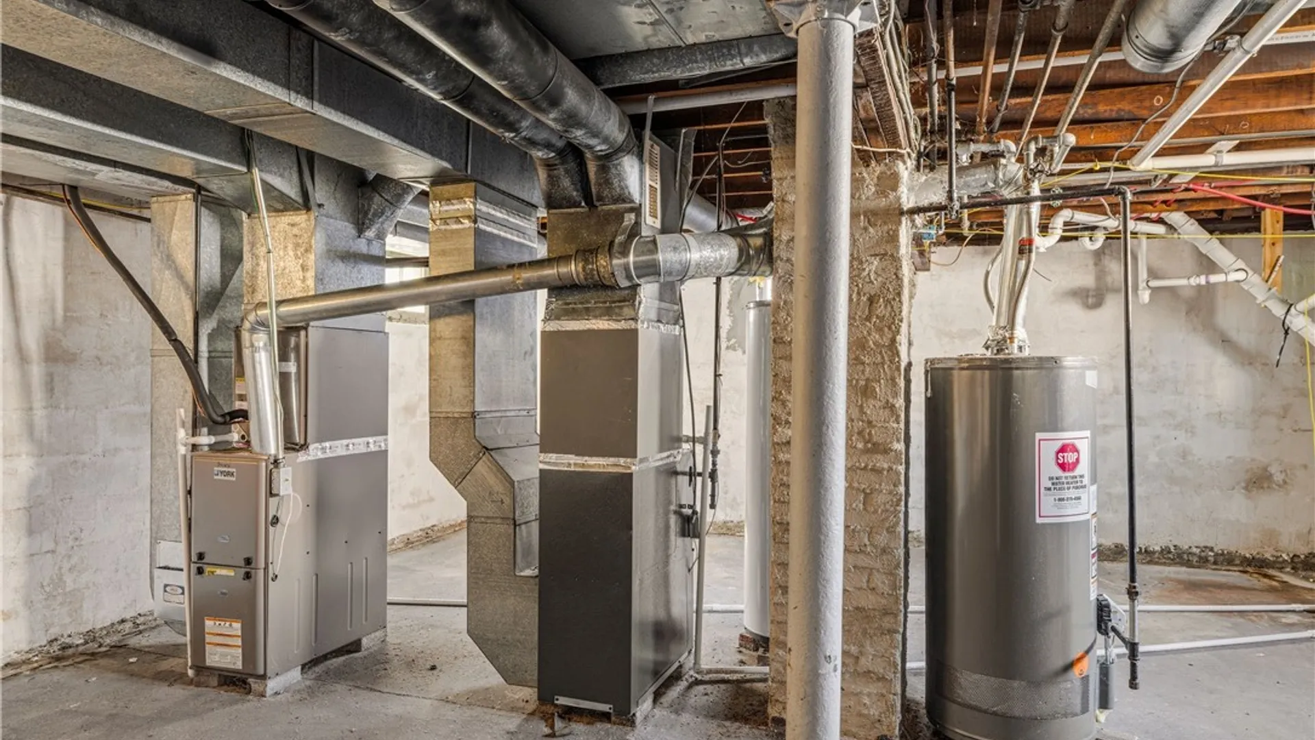 Property at 3938 Bailey Avenue, Amherst, NY 14226 42