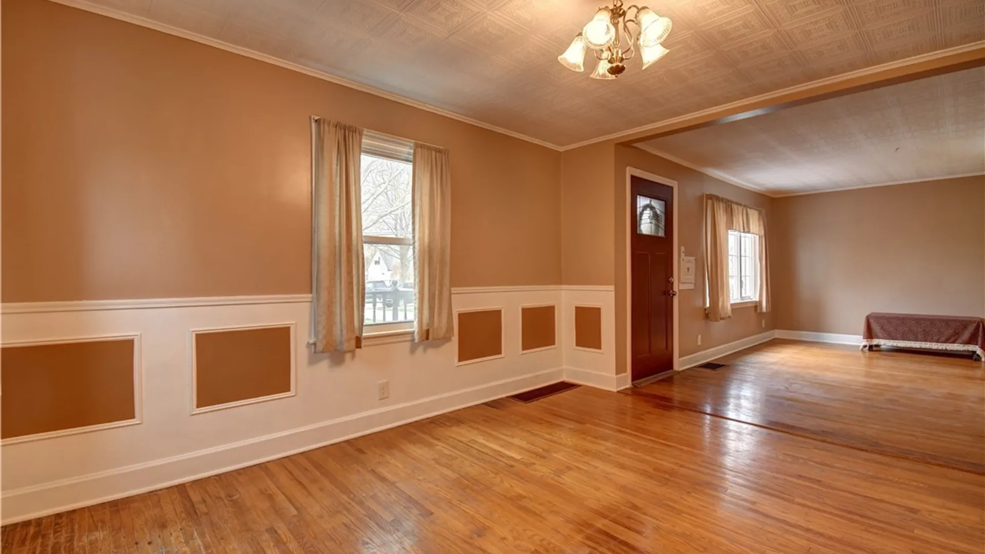 Property at 44 Century Drive, West Seneca, NY 14224 7