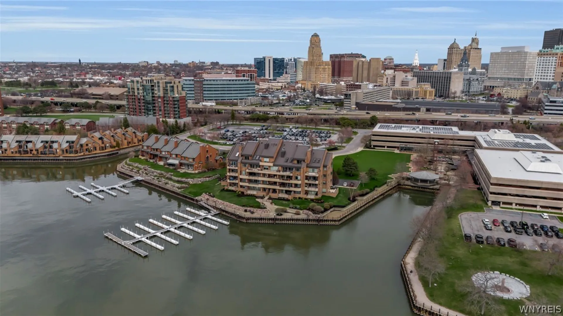 Property at 40 Waterfront Circle, Buffalo, NY 14202 41