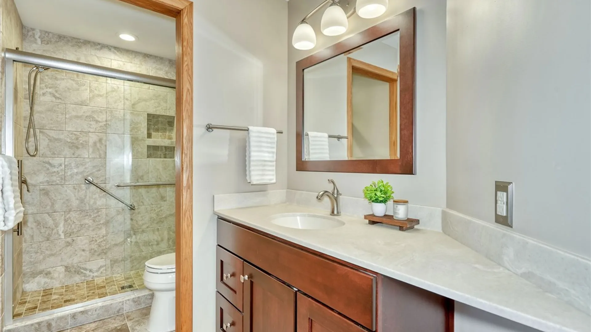 Property at 1185 Hidden Valley, Webster, NY 14580 38