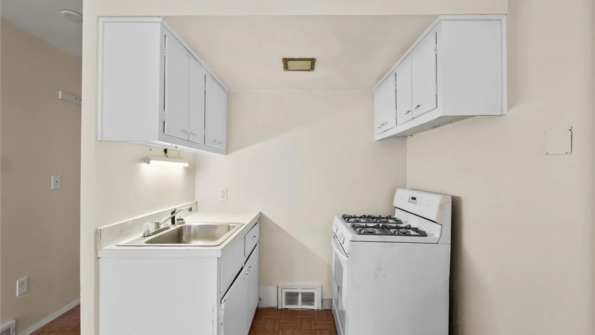 Property at 306 John Street, Syracuse, NY 13208 12