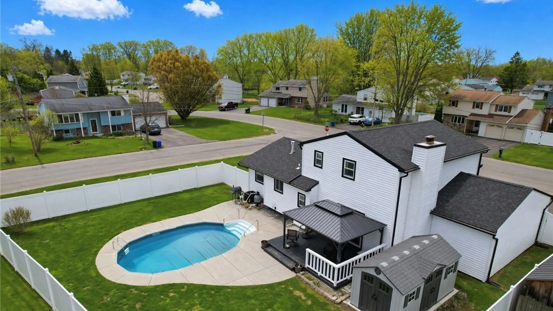 Property at 5343 Amalfi Drive, Clay, NY 13041 3