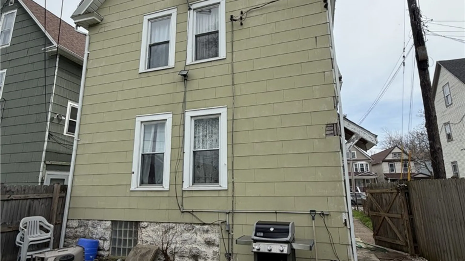 Property at 166 Herkimer St, Buffalo, NY 14213 2