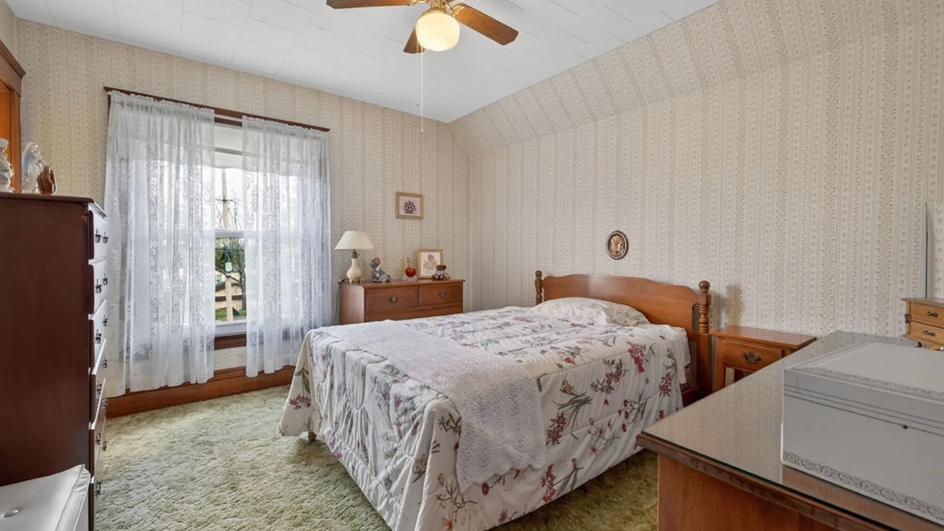 Property at 210 Freeman Avenue, Geddes, NY 13209 32