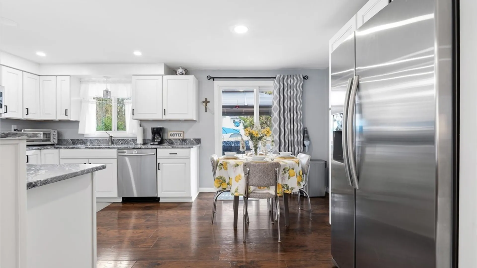 Property at 8412 Sextant Drive, Clay, NY 13027 10