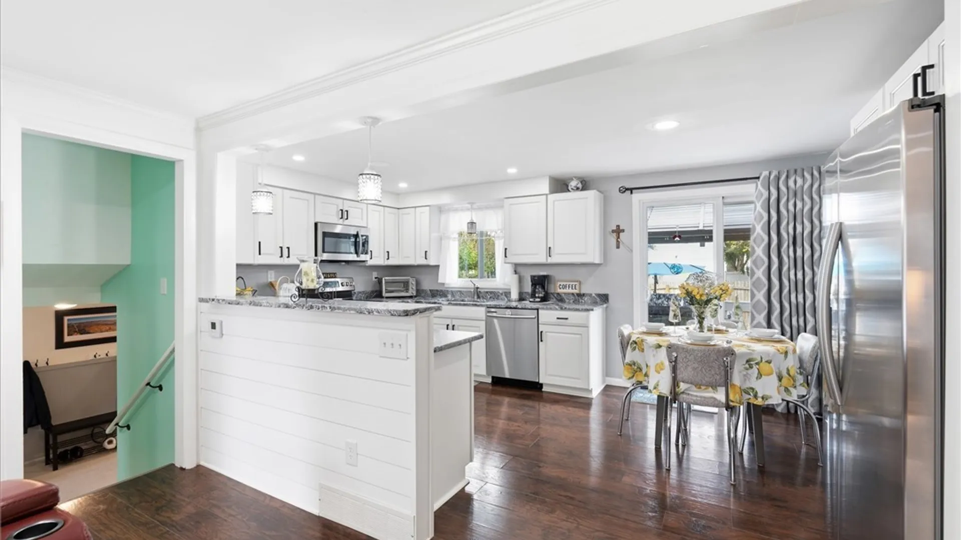 Property at 8412 Sextant Drive, Clay, NY 13027 11