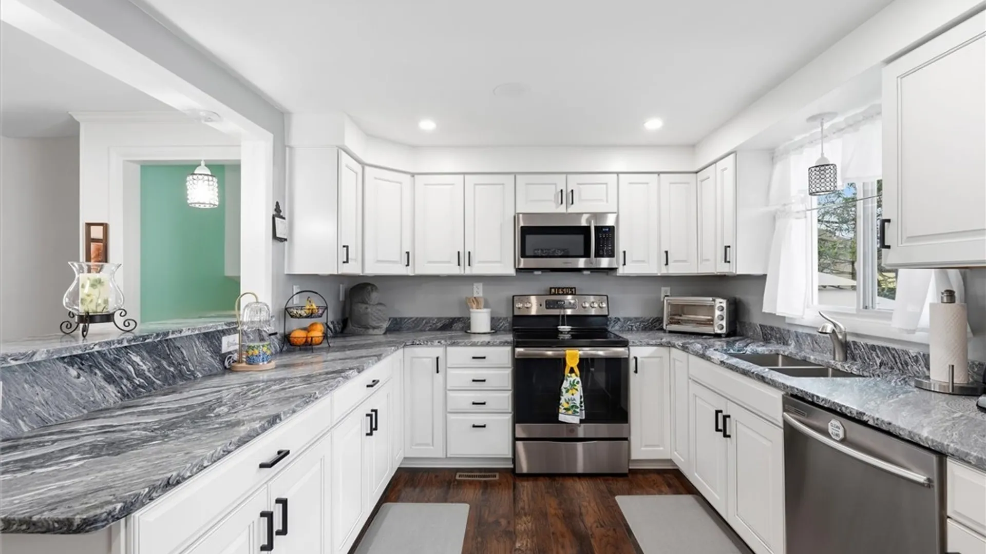 Property at 8412 Sextant Drive, Clay, NY 13027 12