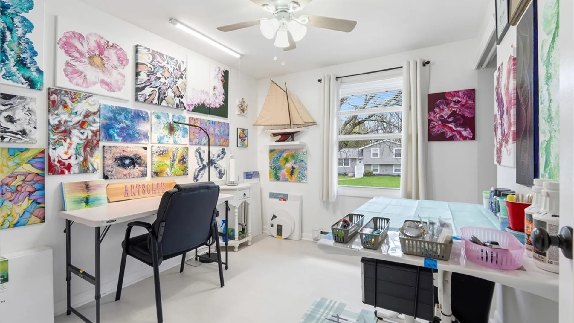 Property at 8412 Sextant Drive, Clay, NY 13027 25