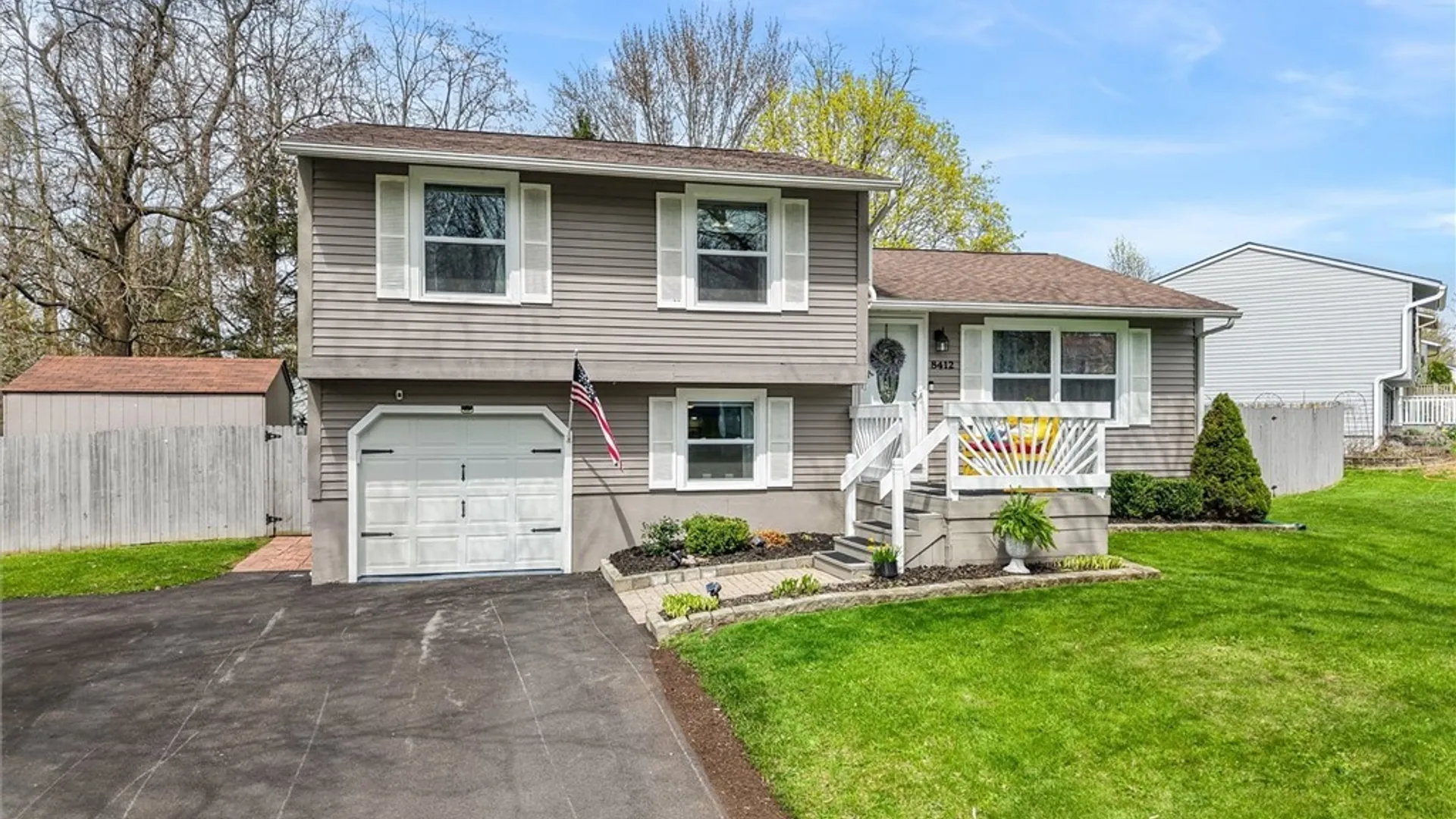 Property at 8412 Sextant Drive, Clay, NY 13027 45