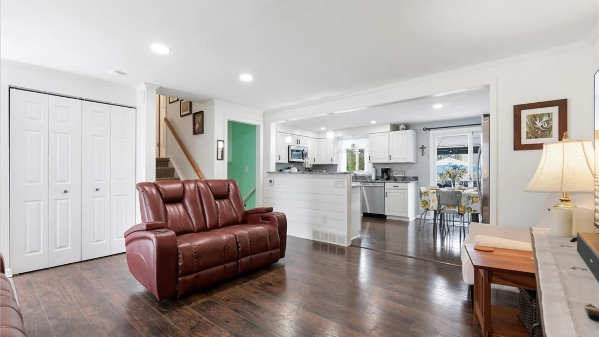 Property at 8412 Sextant Drive, Clay, NY 13027 9