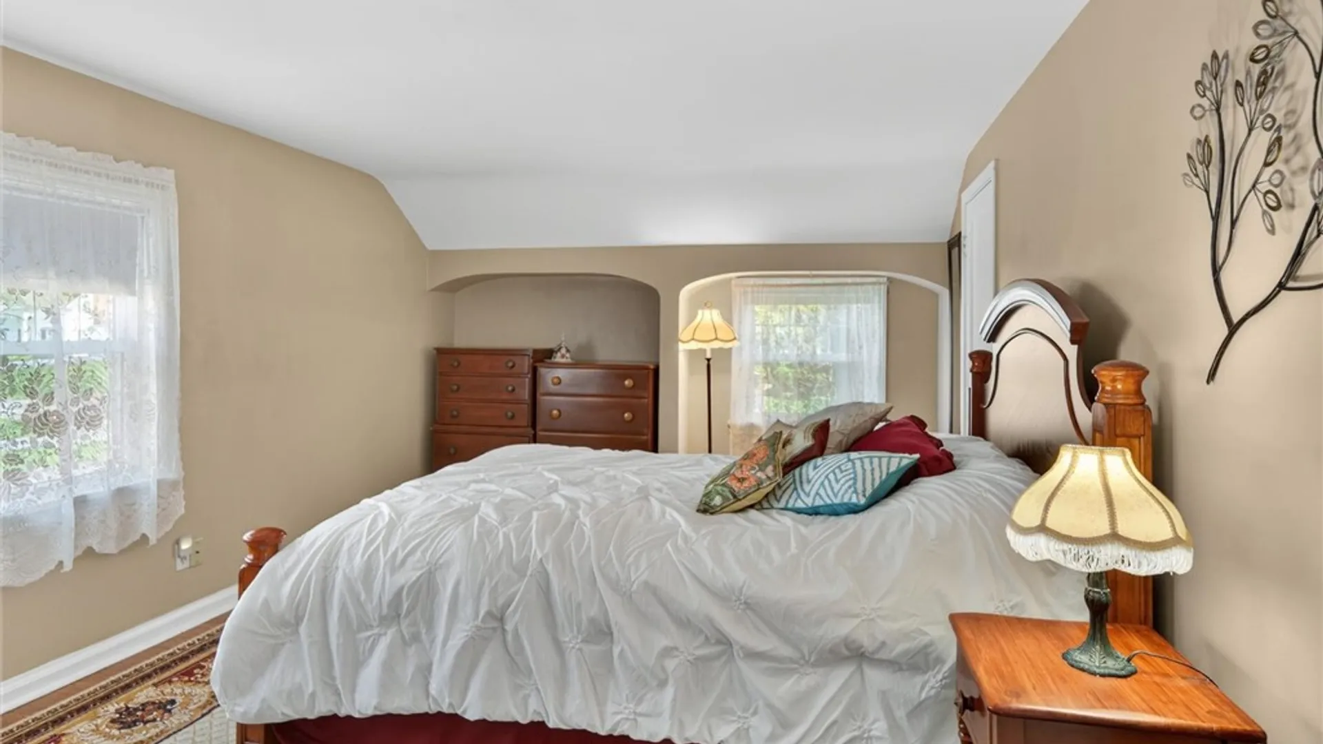 Property at 75 Park Lane, Brighton, NY 14625 27