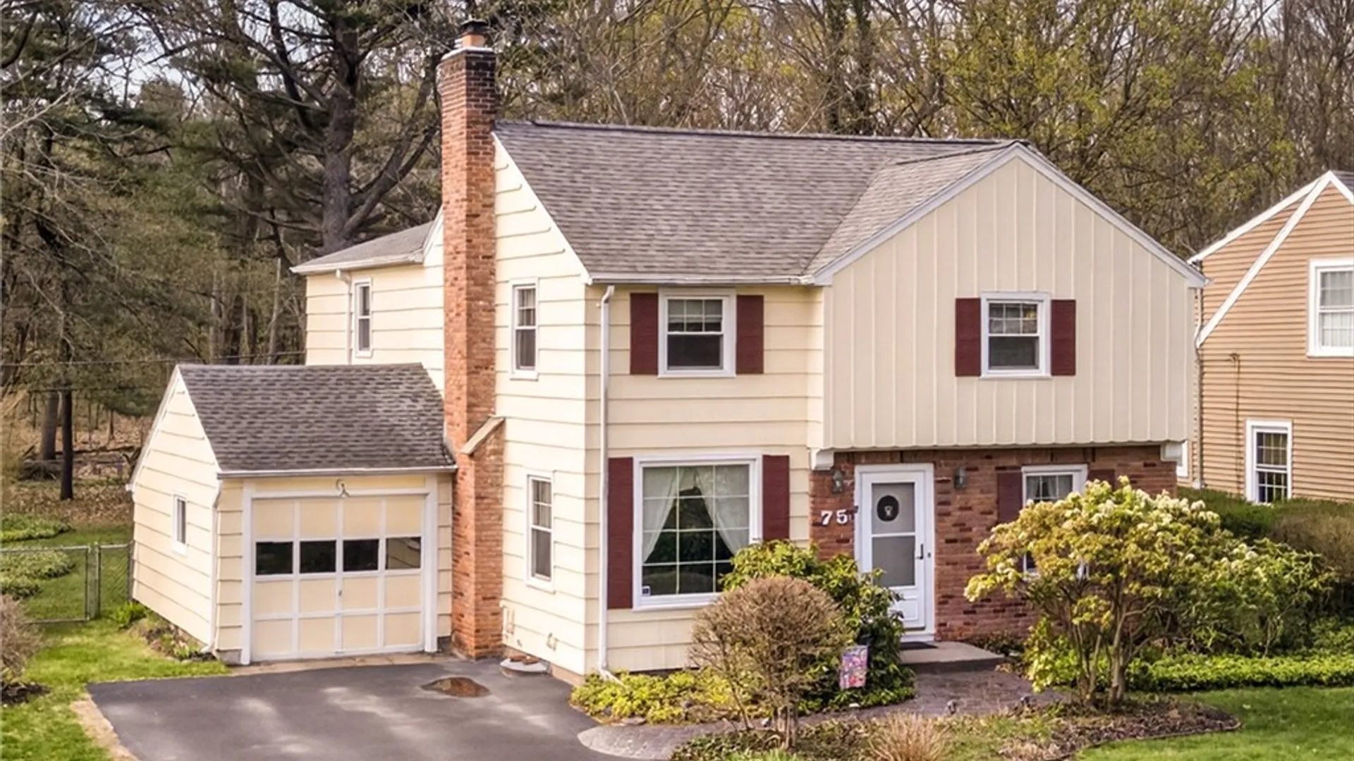 Property at 75 Park Lane, Brighton, NY 14625 5