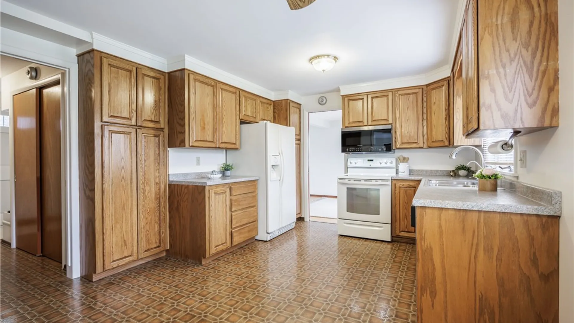 Property at 25 Bellmawr Drive, Chili, NY 14624 14