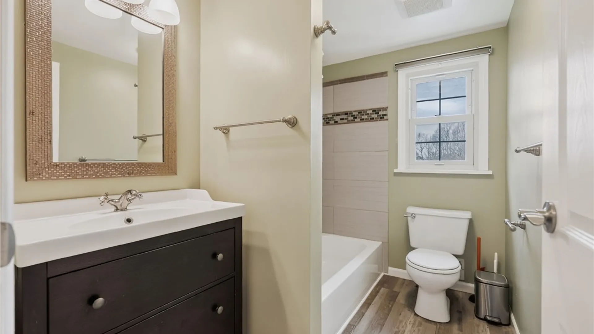 Property at 5 Chesham Way, Perinton, NY 14450 30