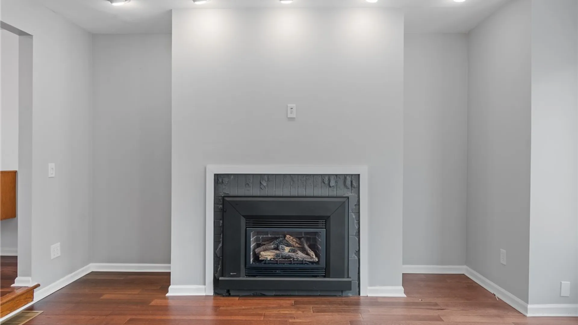 Property at 10 Selden Street, Rochester, NY 14605 9