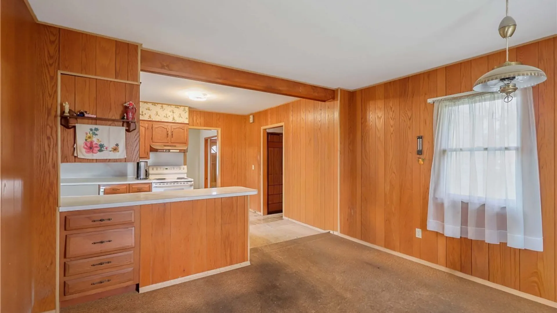 Property at 112 Gillespie Avenue, Camillus, NY 13219 16