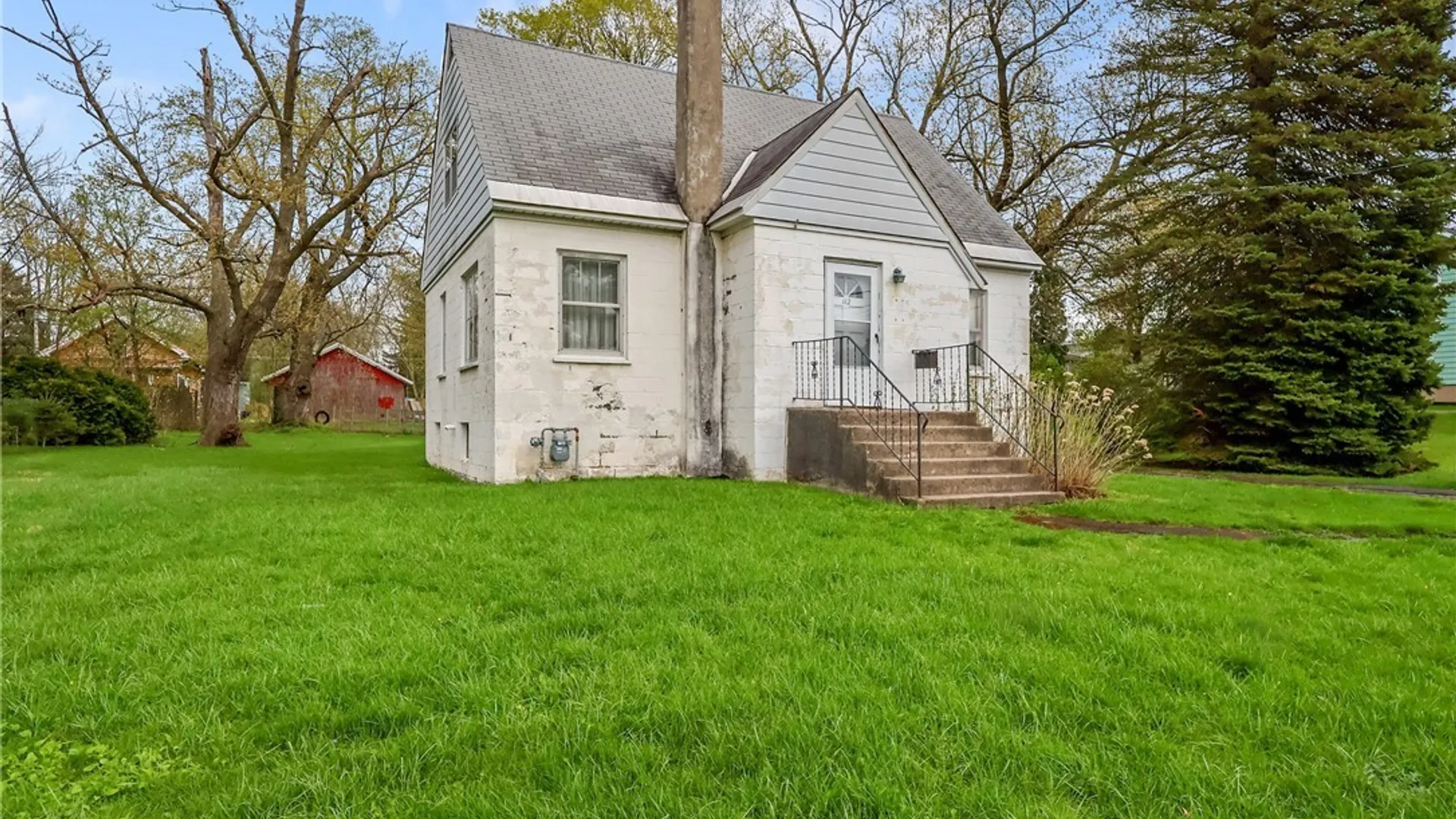 Property at 112 Gillespie Avenue, Camillus, NY 13219 2