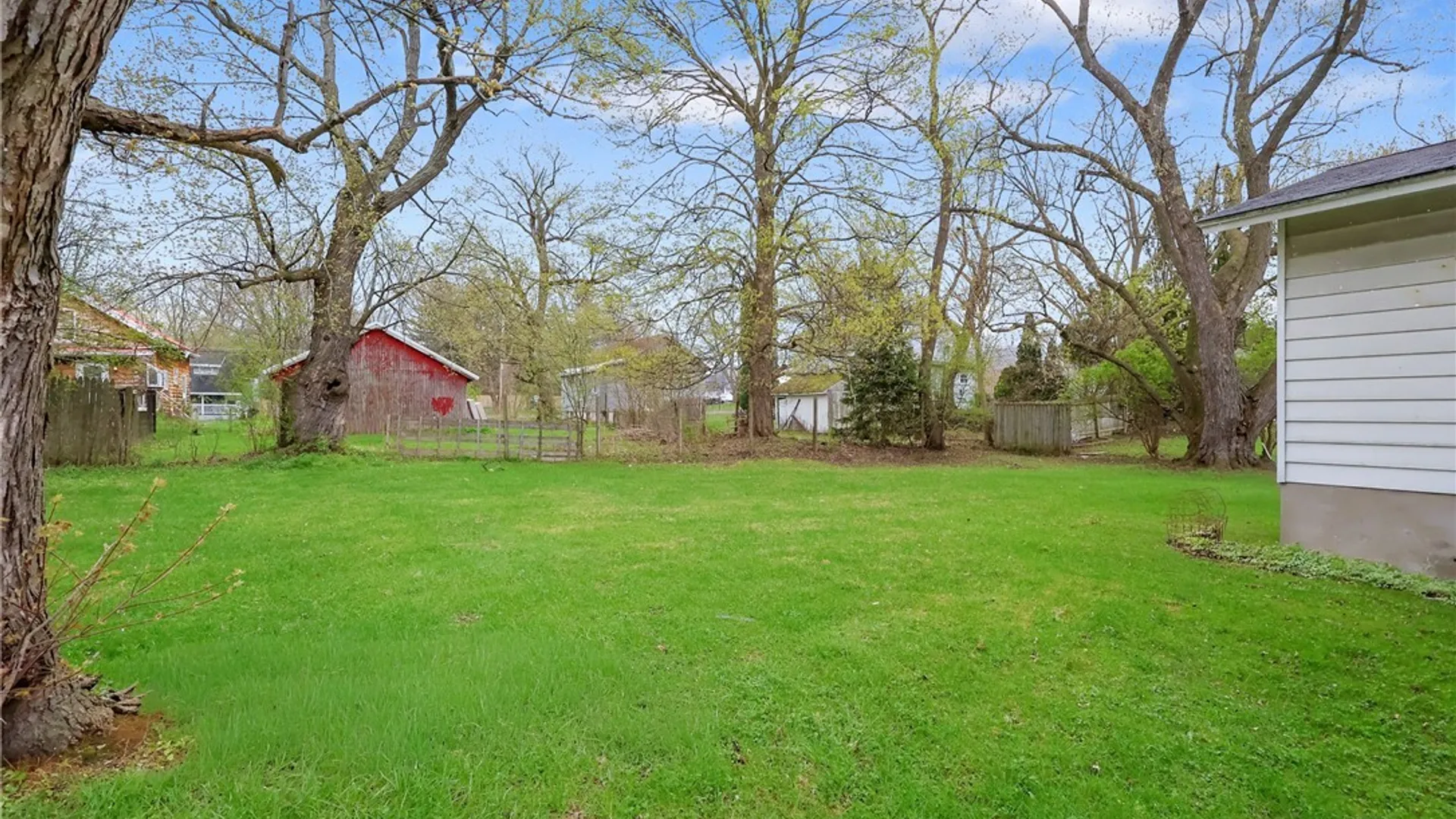 Property at 112 Gillespie Avenue, Camillus, NY 13219 26