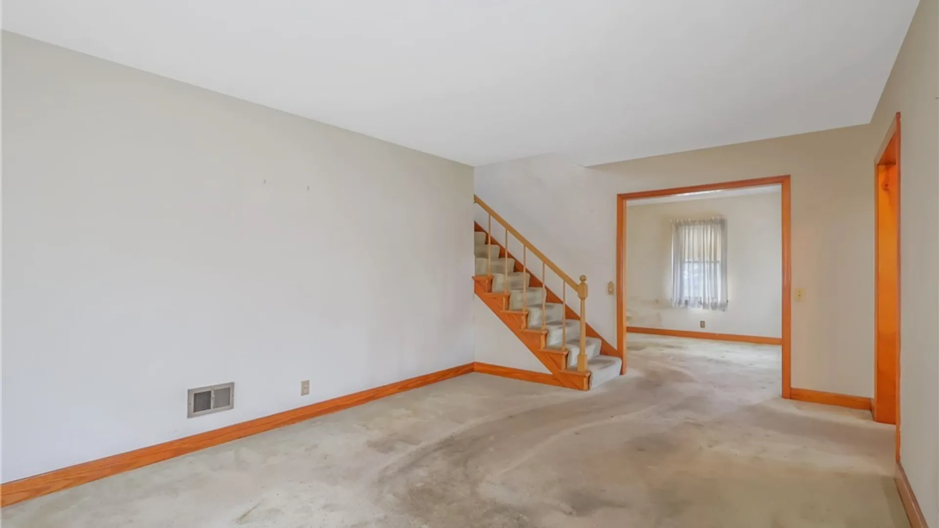 Property at 112 Gillespie Avenue, Camillus, NY 13219 7