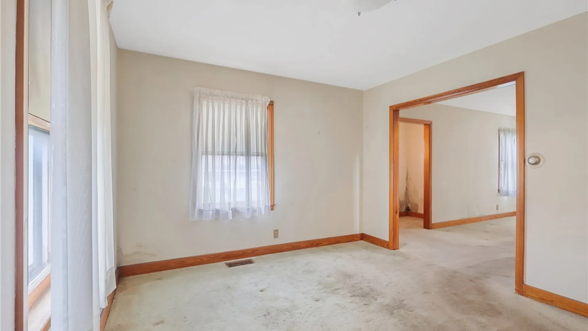 Property at 112 Gillespie Avenue, Camillus, NY 13219 9