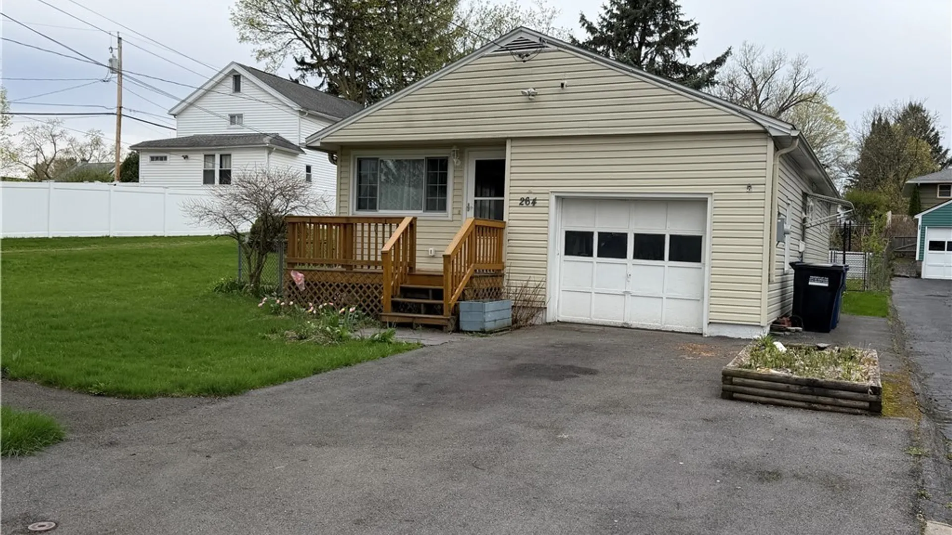 Property at 264 Burns Avenue, Syracuse, NY 13206 4