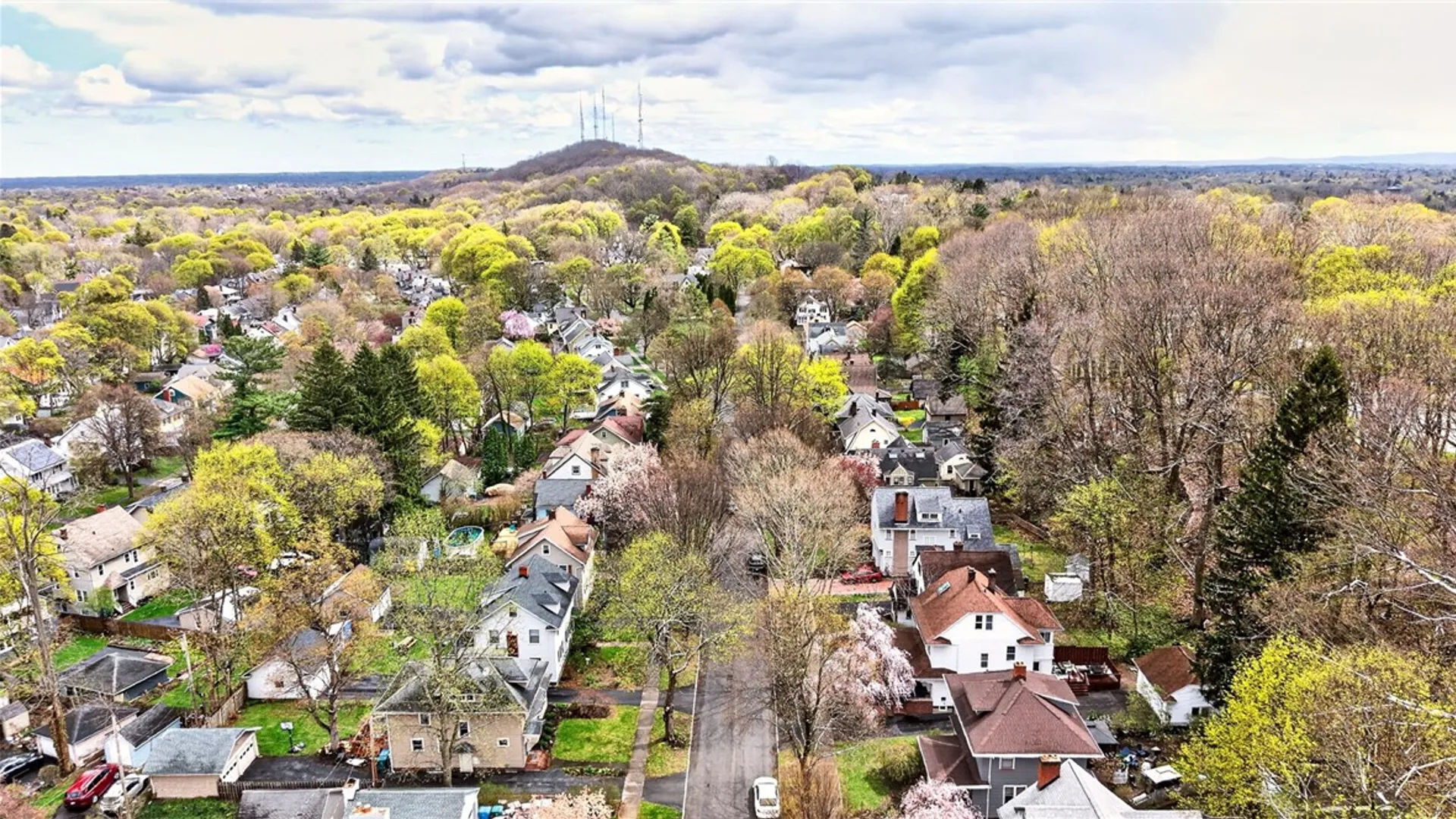 Property at 31 Highland Parkway, Rochester, NY 14620 44