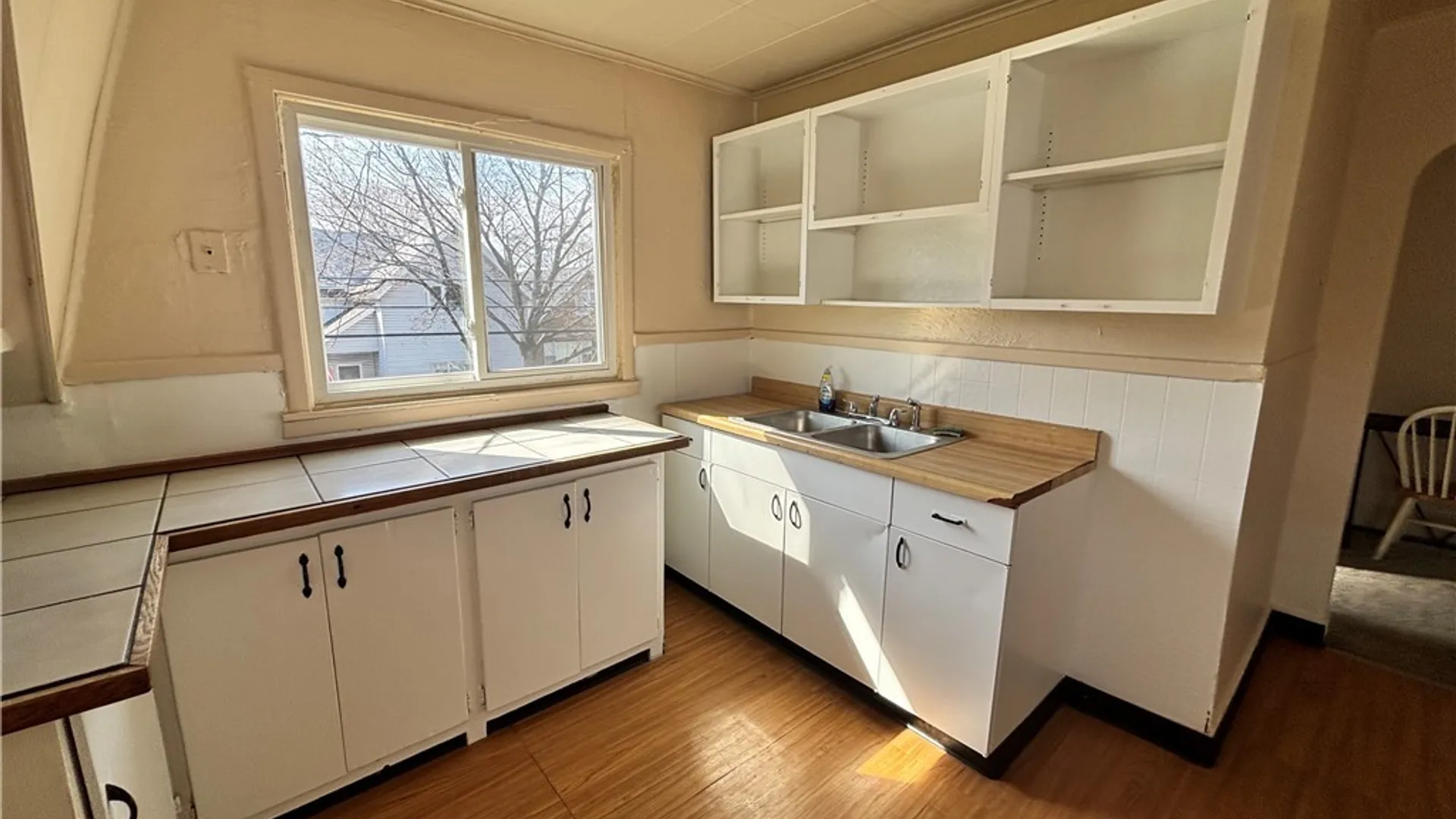 Property at 347 Ludington St, Buffalo, NY 14206 20