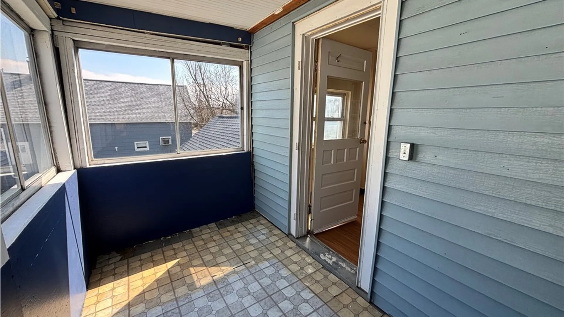 Property at 347 Ludington St, Buffalo, NY 14206 22