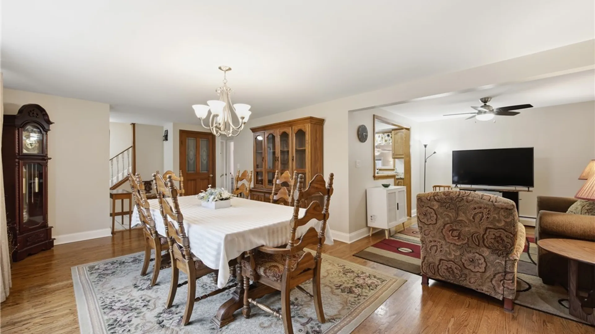 Property at 379 Vine Lane, Amherst, NY 14228 12