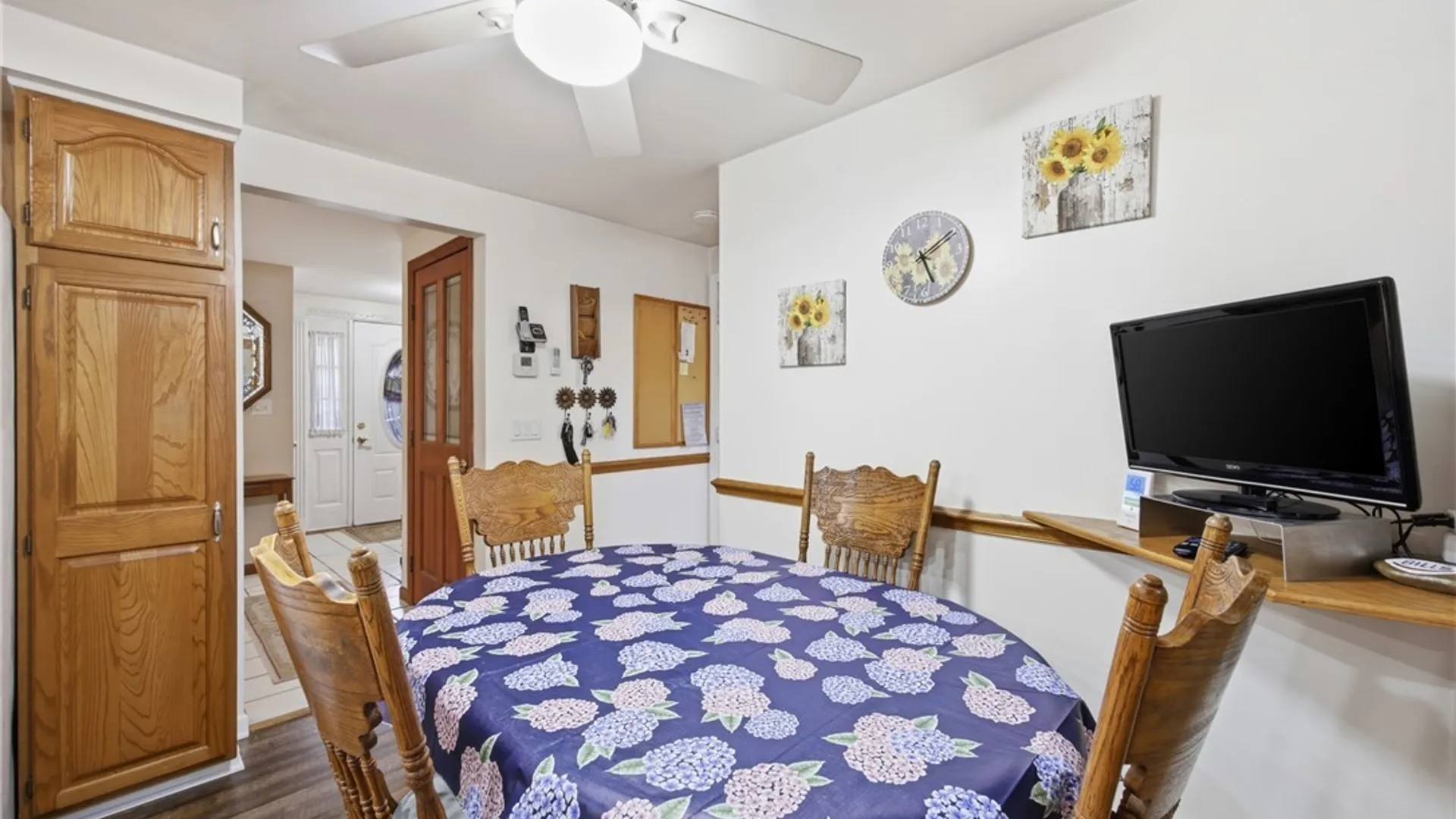 Property at 379 Vine Lane, Amherst, NY 14228 20