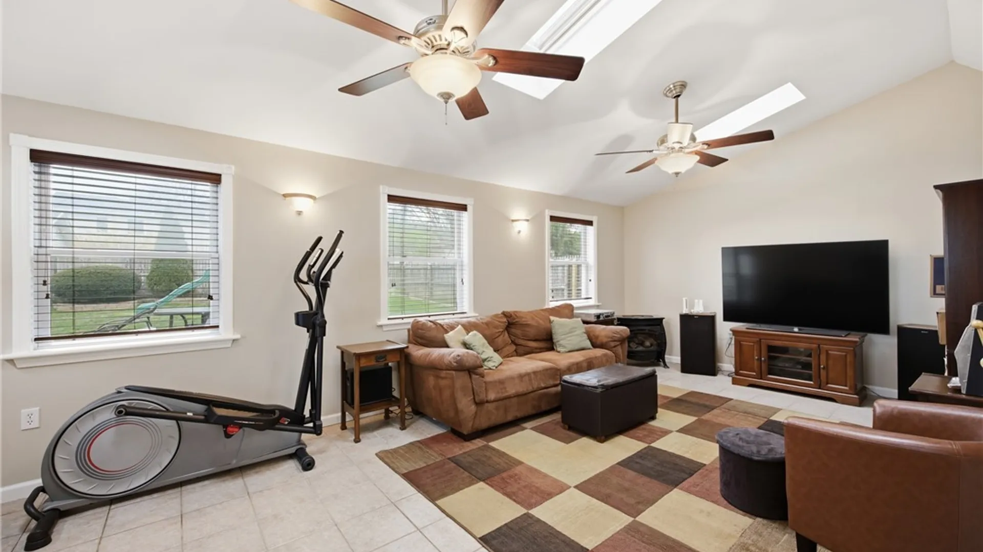 Property at 379 Vine Lane, Amherst, NY 14228 23