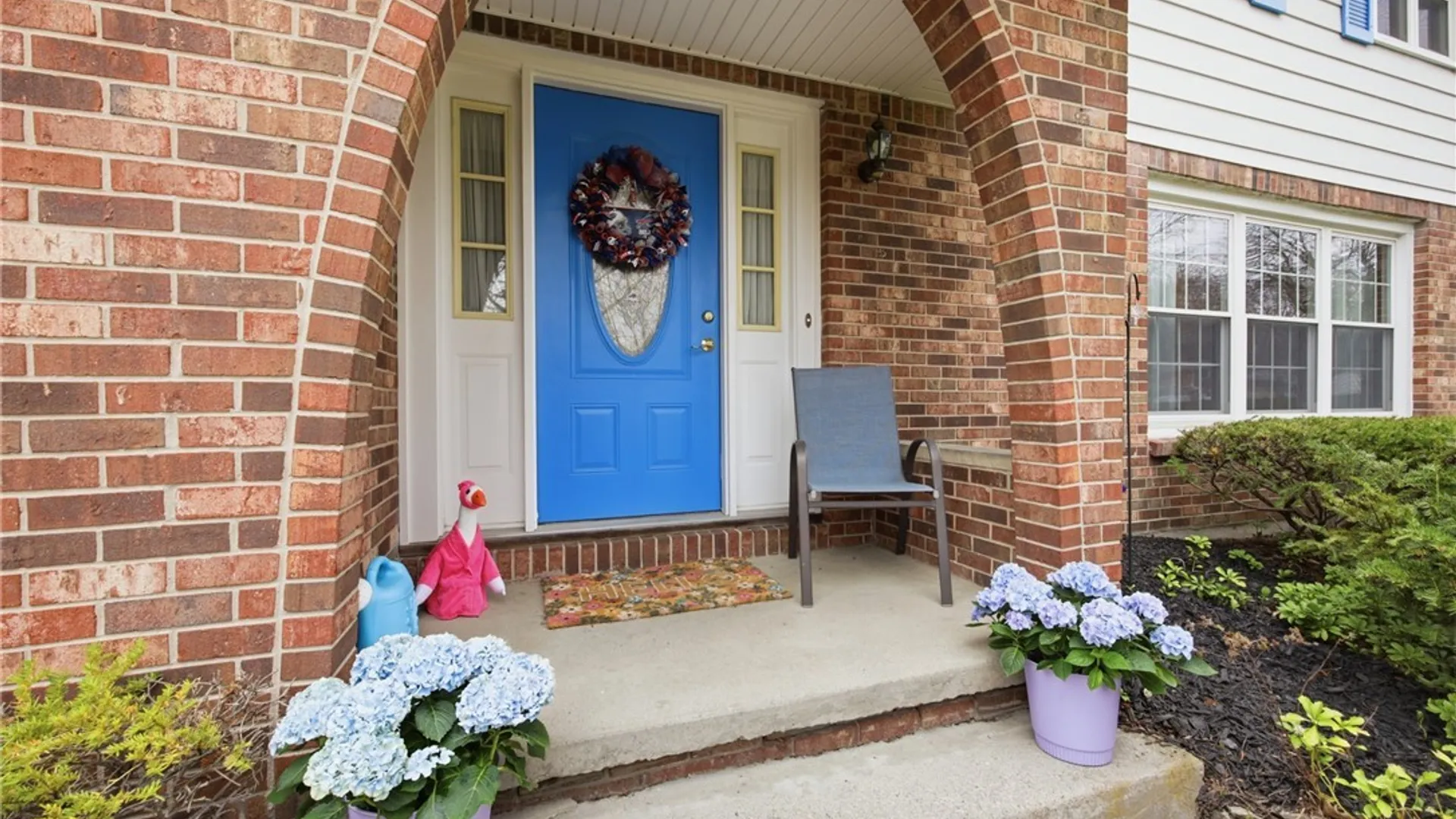 Property at 379 Vine Lane, Amherst, NY 14228 3