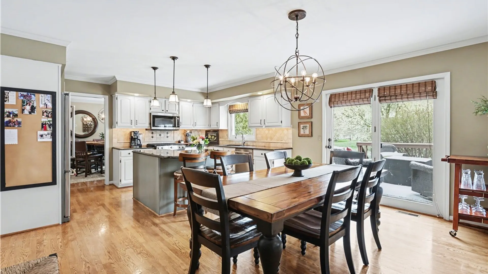 Property at 8 Wayshire Drive, Penfield, NY 14526 11