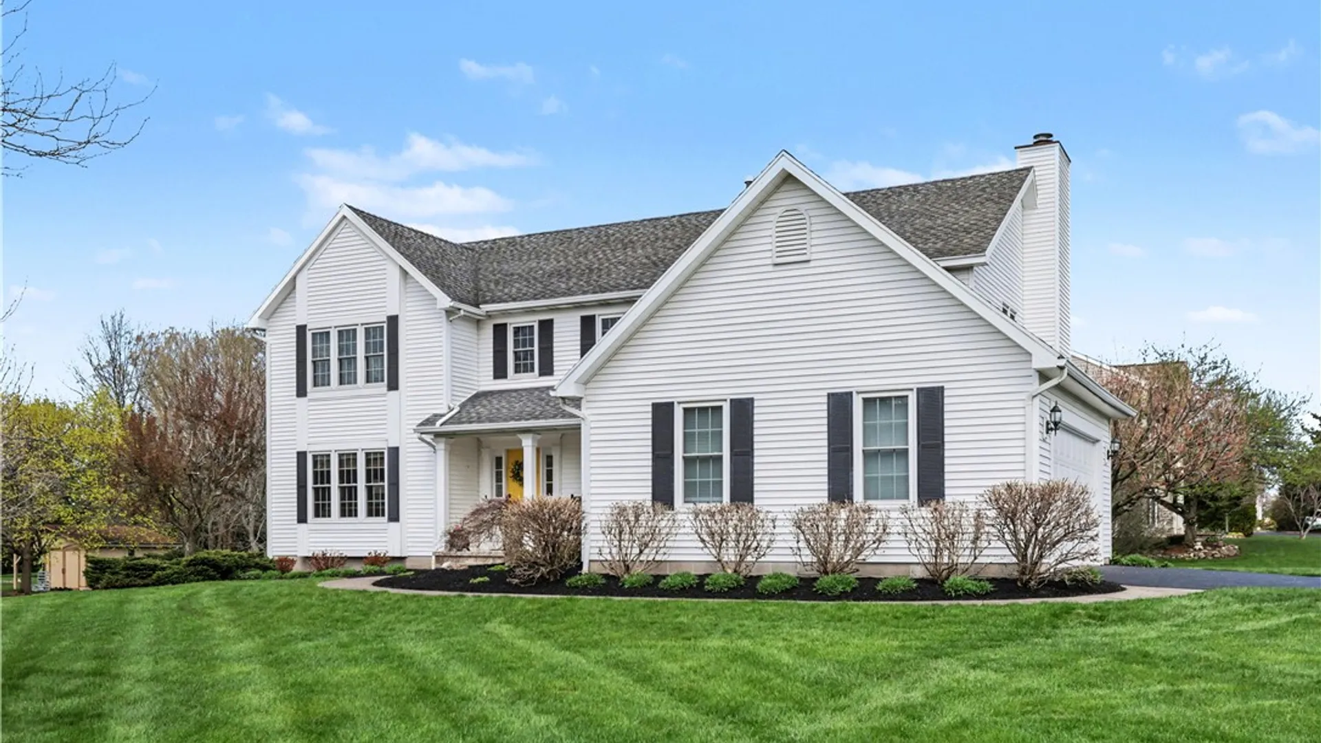Property at 8 Wayshire Drive, Penfield, NY 14526 2