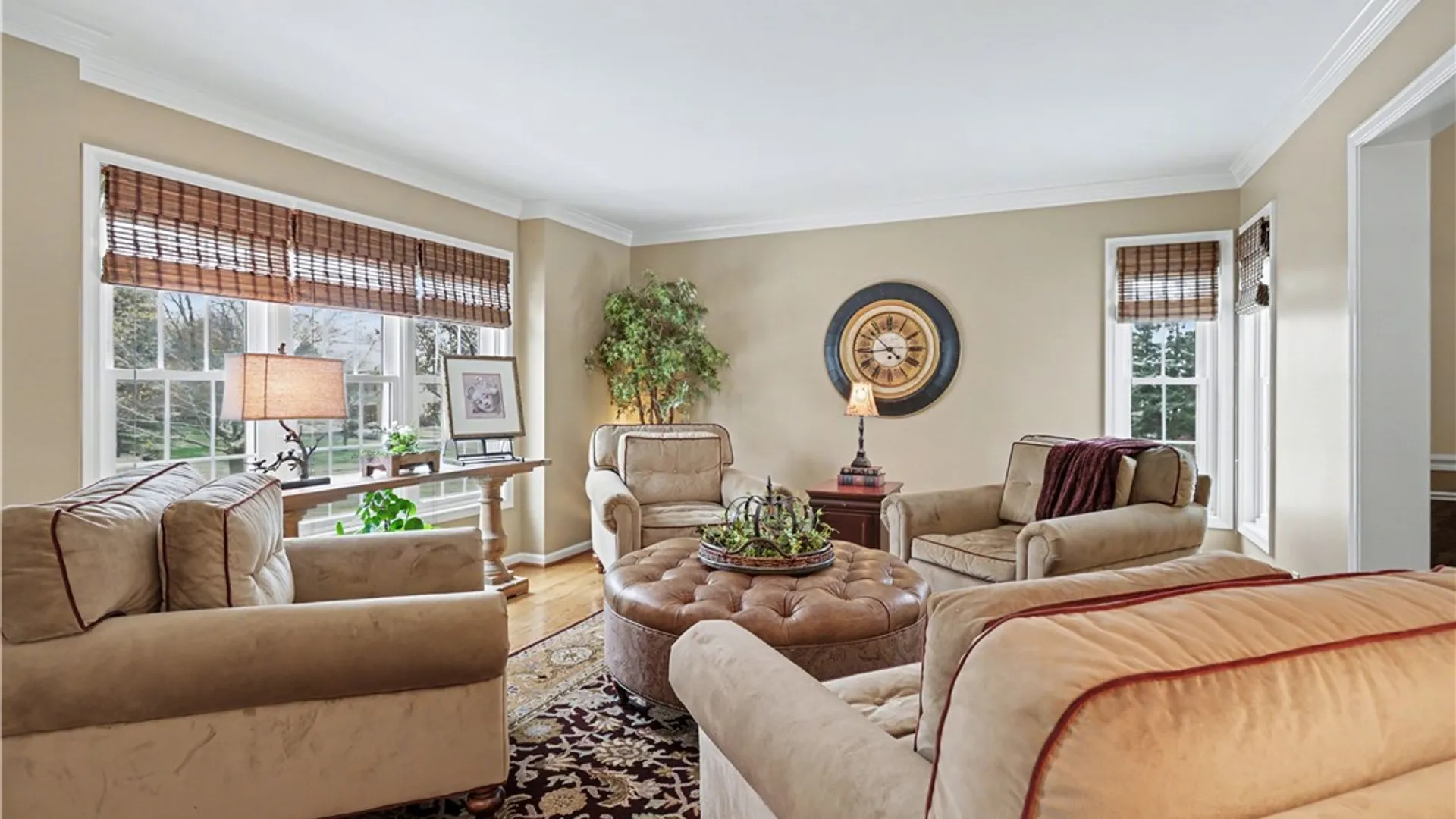 Property at 8 Wayshire Drive, Penfield, NY 14526 6