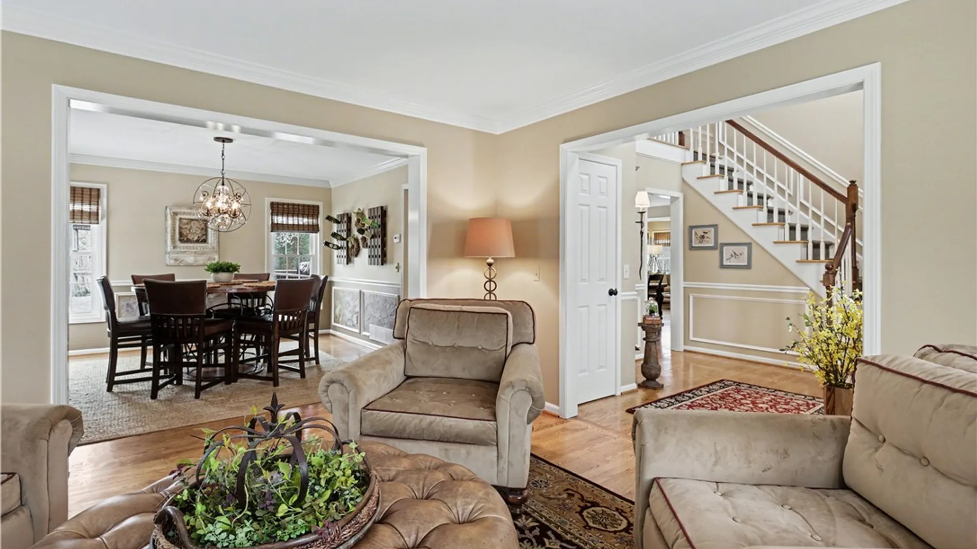 Property at 8 Wayshire Drive, Penfield, NY 14526 7