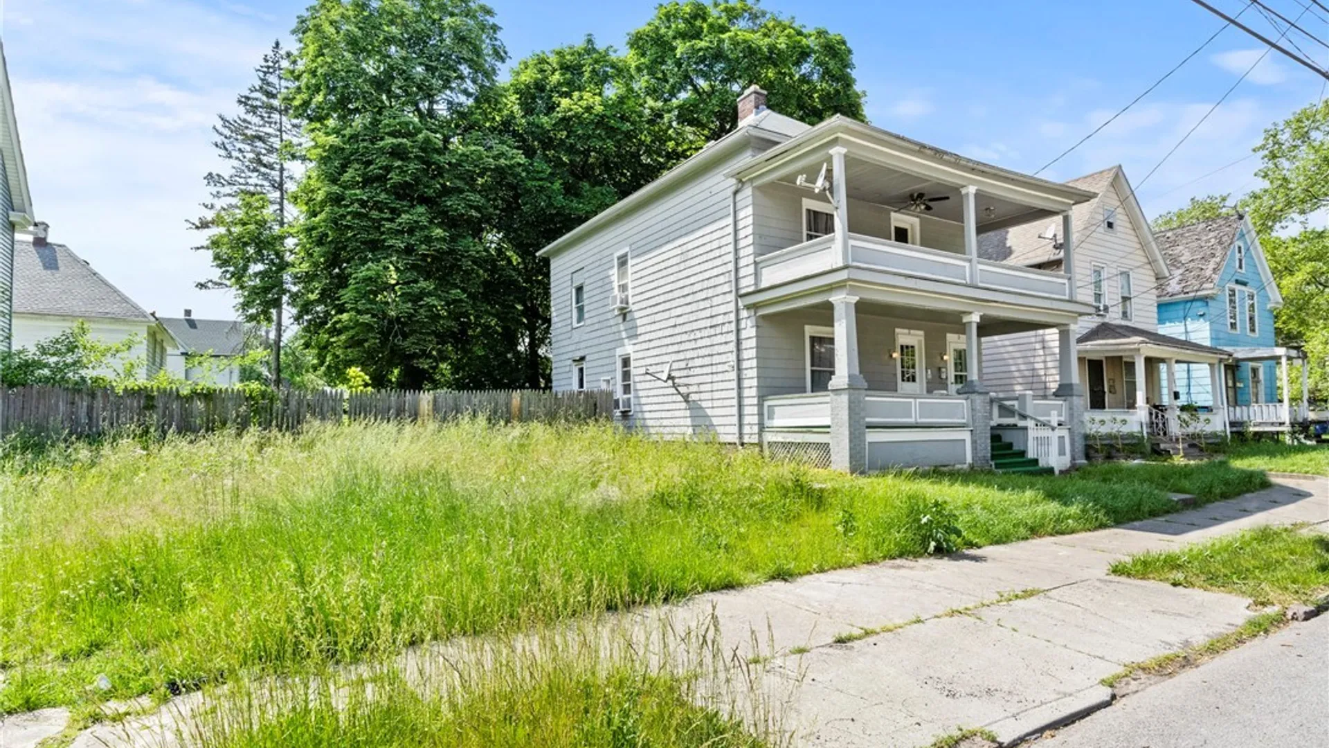 Property at 1812 18th Street, Niagara Falls, NY 14305 3