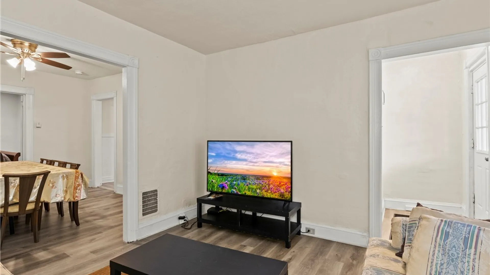 Property at 1812 18th Street, Niagara Falls, NY 14305 6