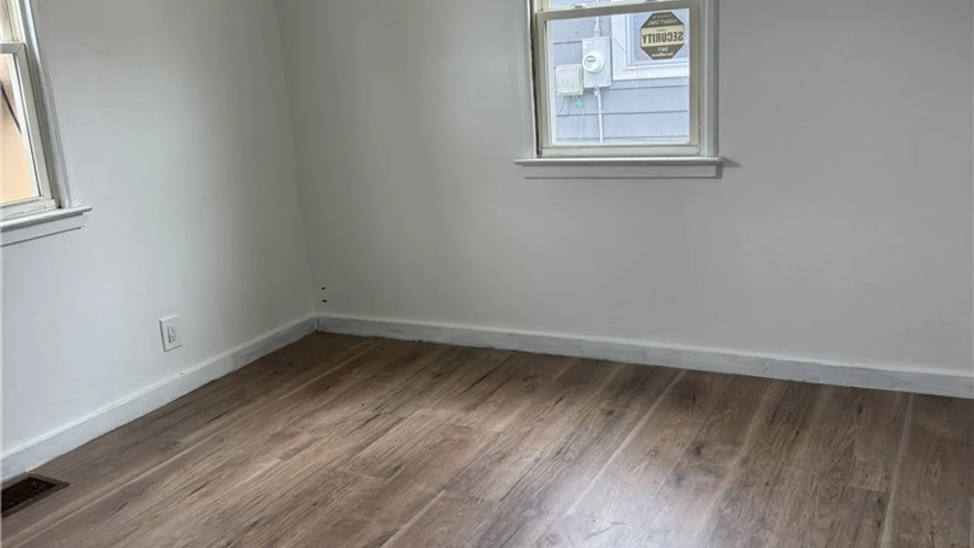 Property at 337 Leonard Road, Greece, NY 14616 11