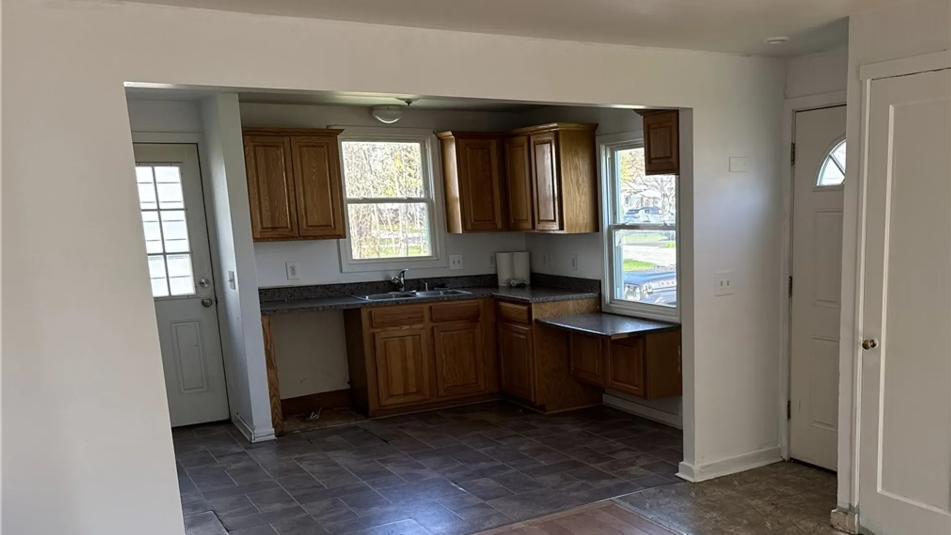 Property at 337 Leonard Road, Greece, NY 14616 5