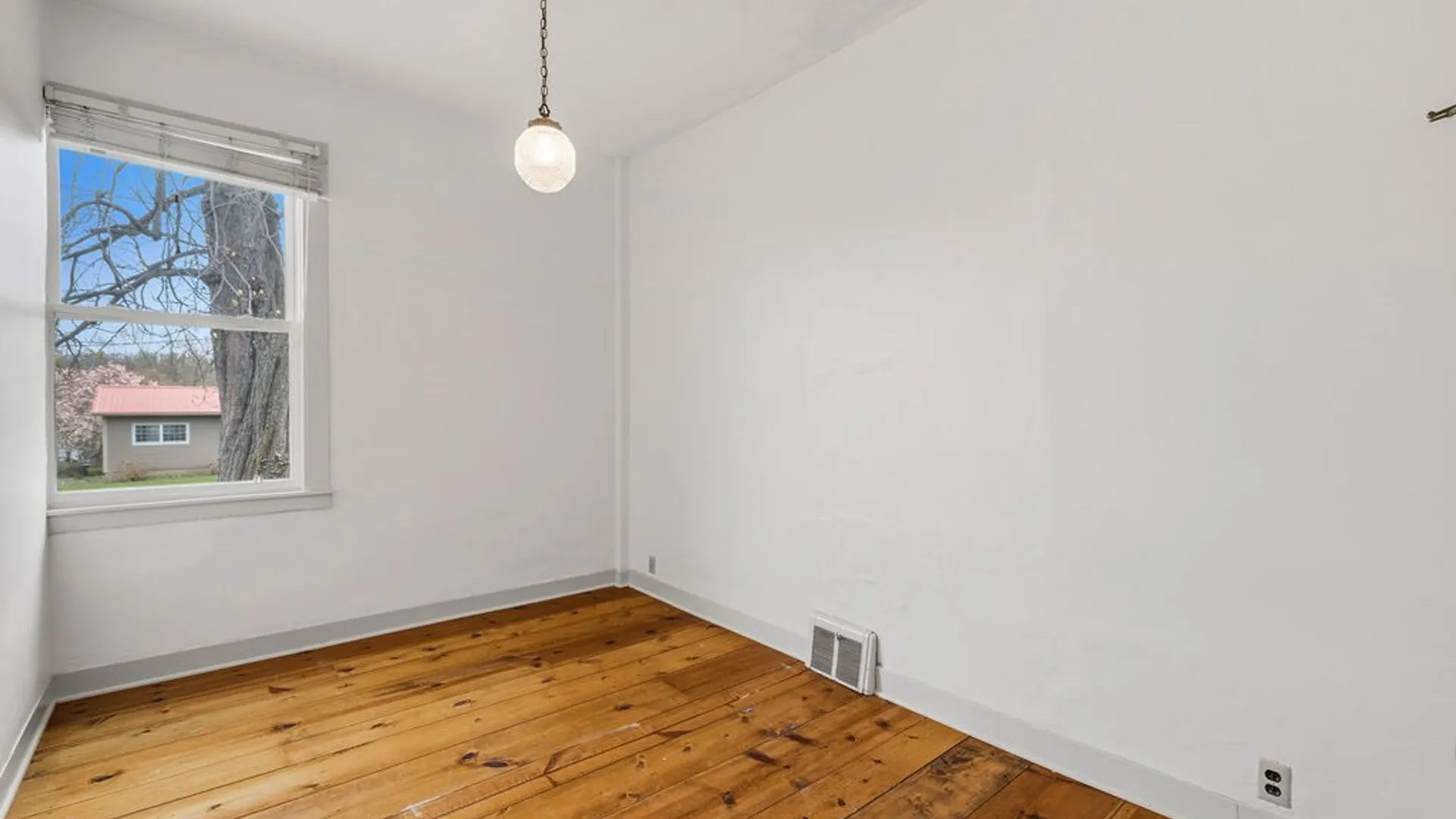 Property at 175 Niagara Street, Lewiston, NY 14092 25