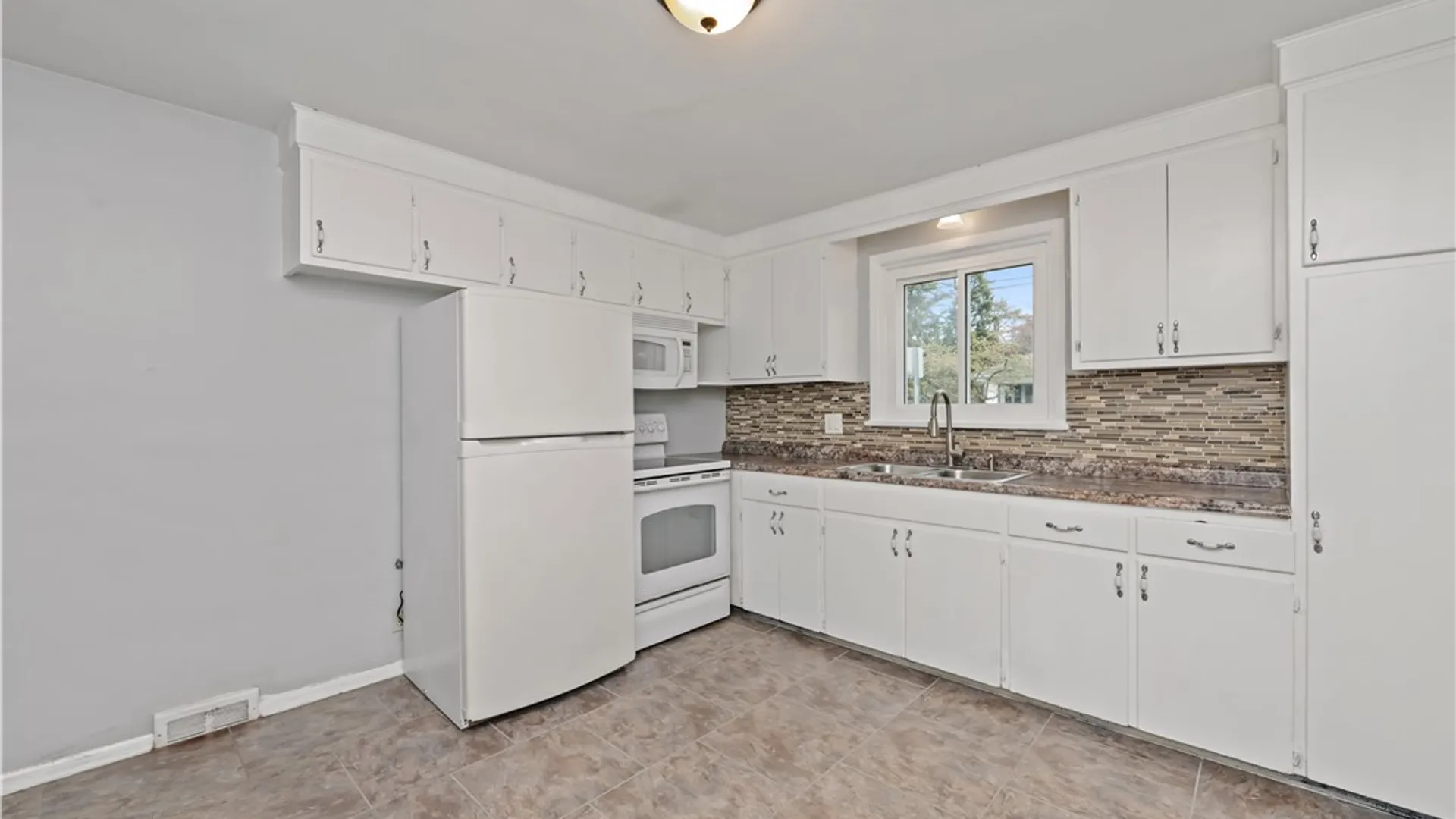 Property at 265 Springfield Avenue, Rochester, NY 14609 8