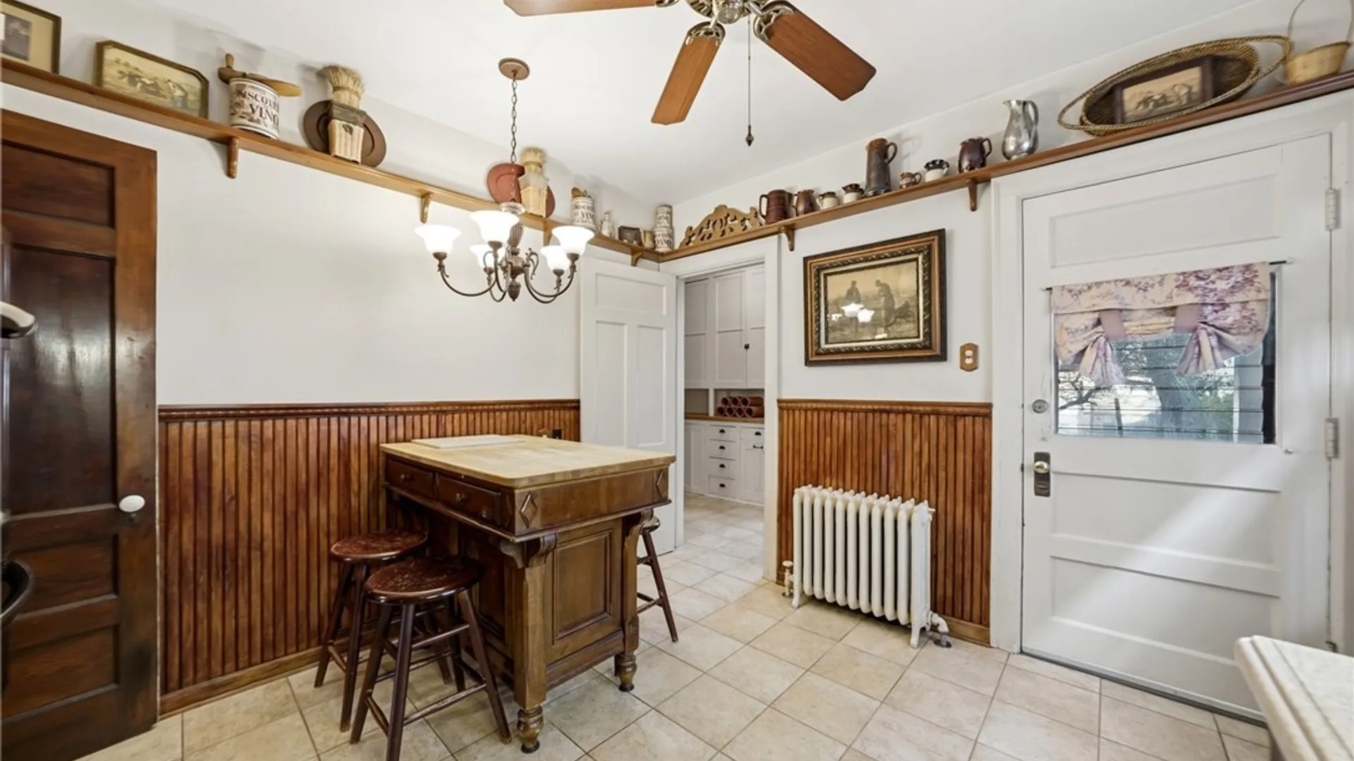 Property at 82 Bidwell Parkway, Buffalo, NY 14222 17