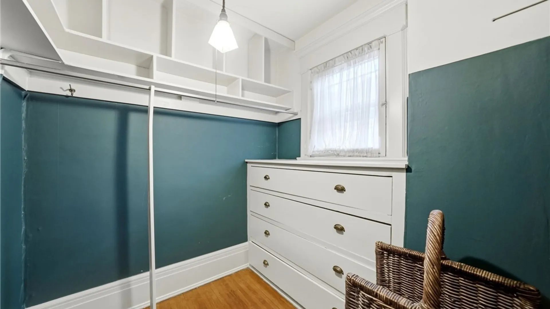 Property at 82 Bidwell Parkway, Buffalo, NY 14222 33