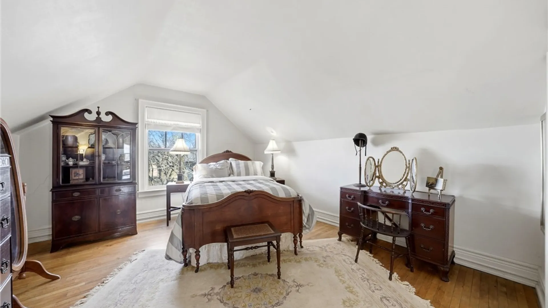 Property at 82 Bidwell Parkway, Buffalo, NY 14222 40